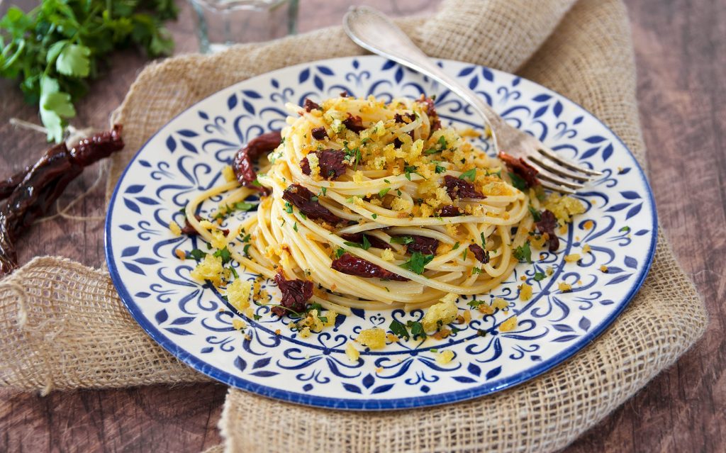 Pasta ai peperoni cruschi