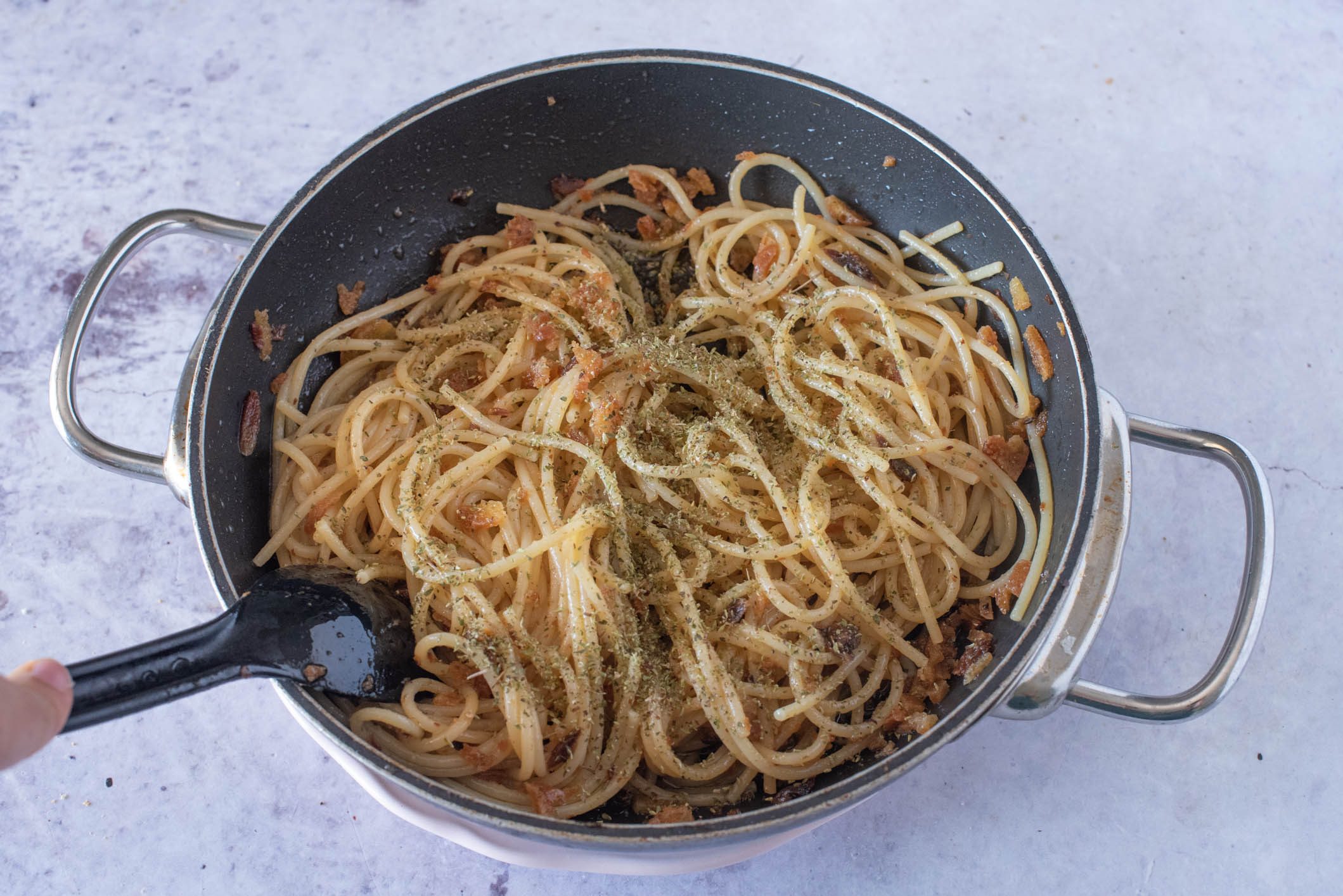 Spaghetti alla Gennaro la ricetta del piatto napoletano amato da Totò