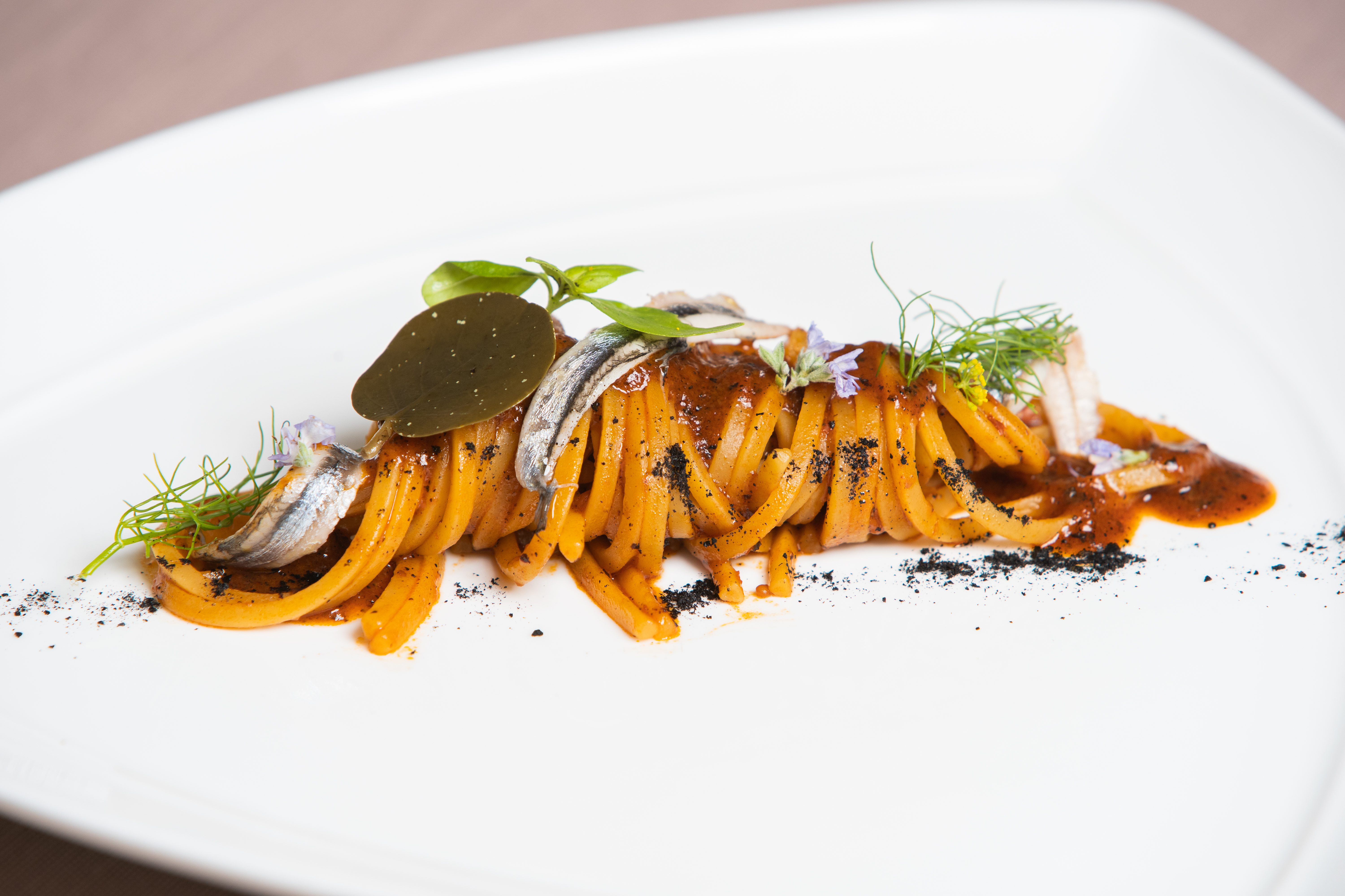 spaghetti-al-pomodoro-iside-de-cesare