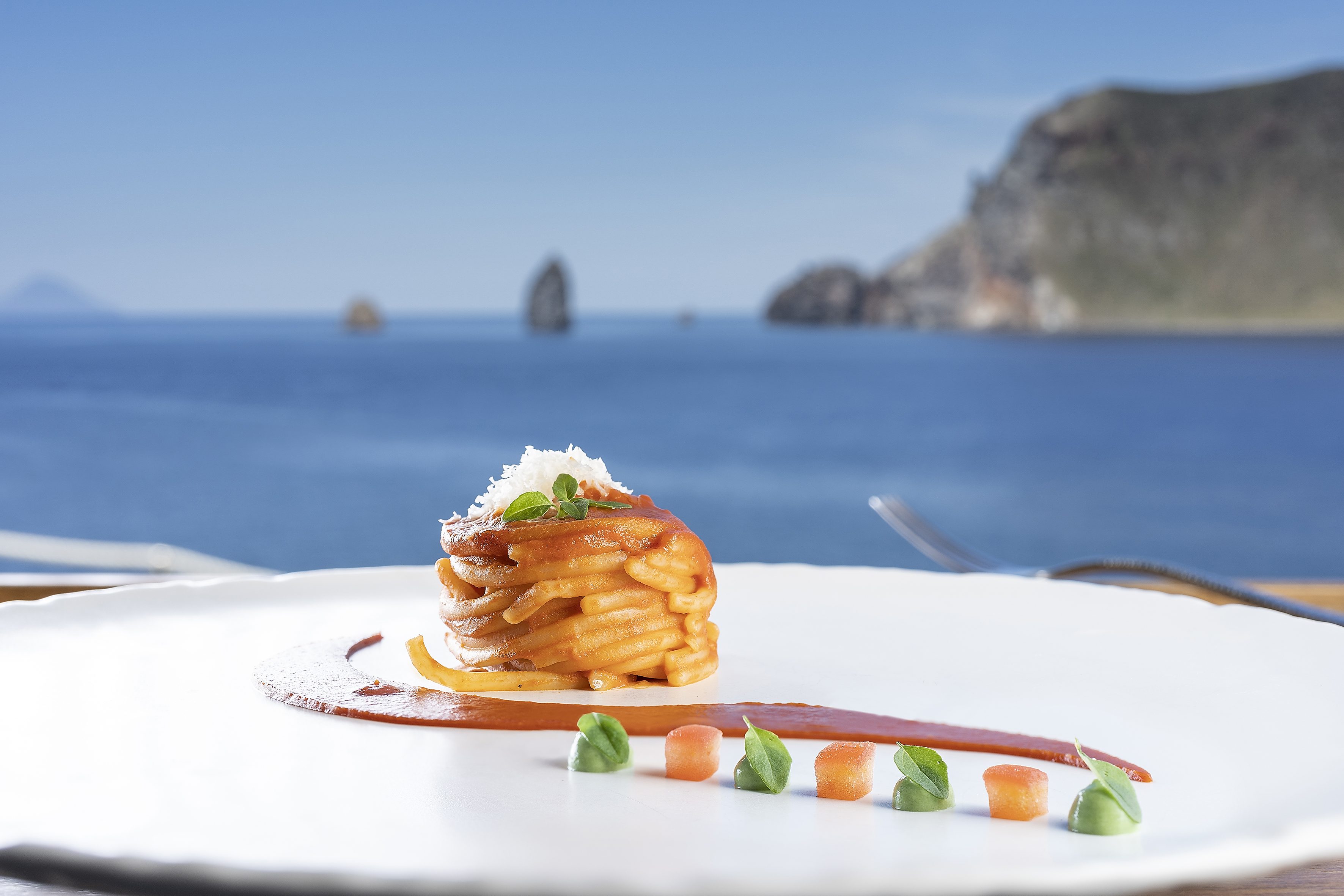 spaghettone al pomodoro_ Chef Biuso_ Therasia Resort