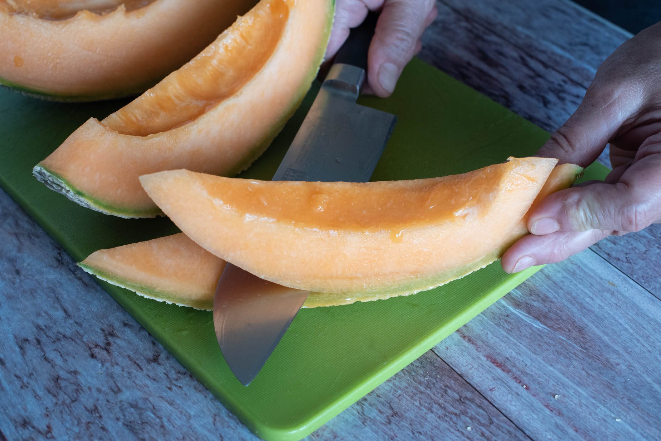 nsalata di melone e gamberi
