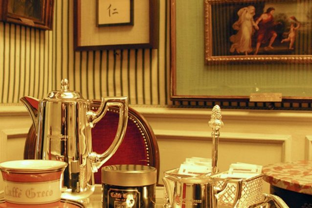 bar più strani e belli del mondo antico caffè greco Roma