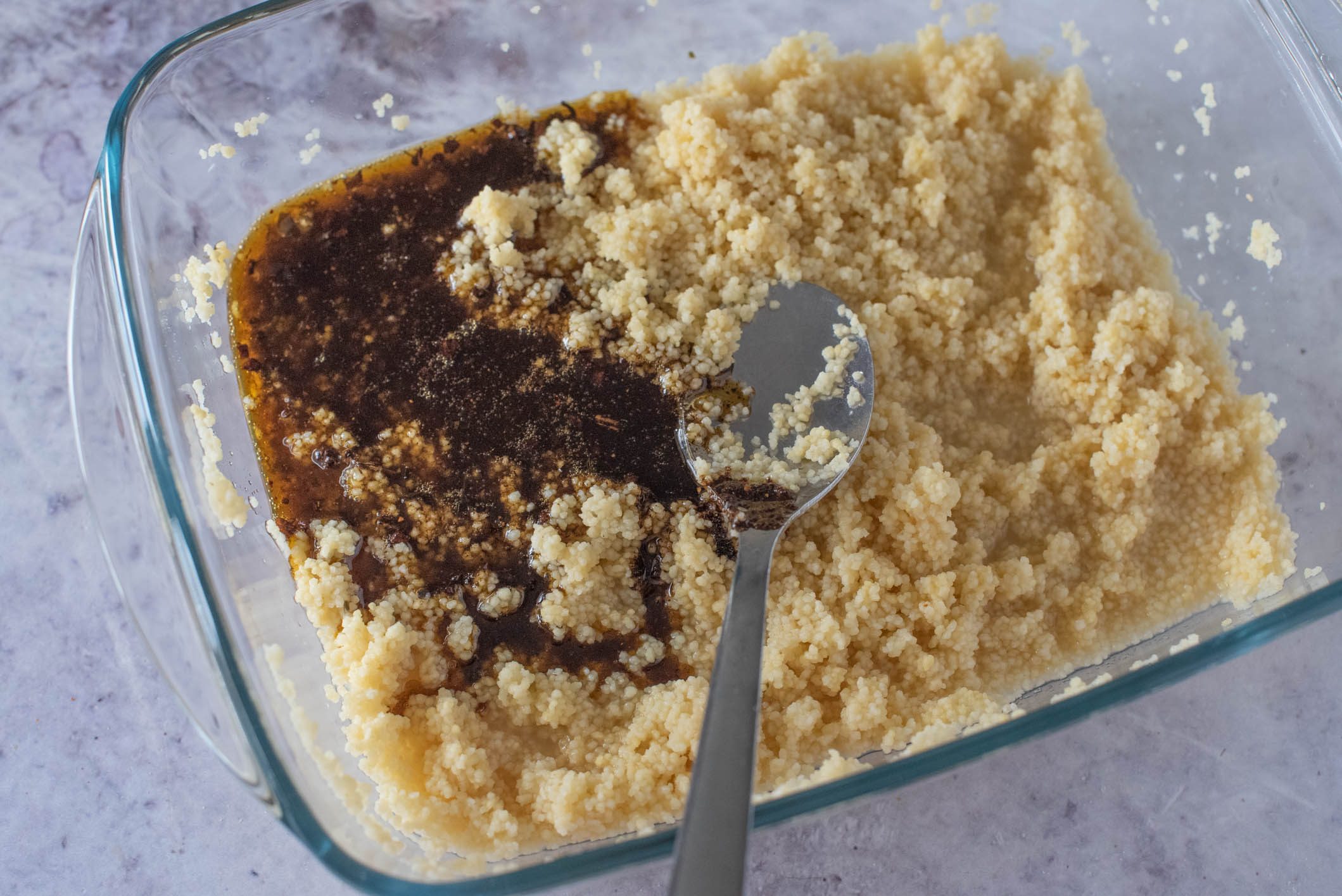cous cous con lenticchie melanzane e cipolle