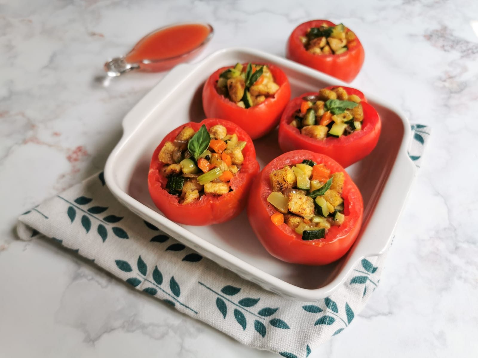 Pomodori ripieni di panzanella