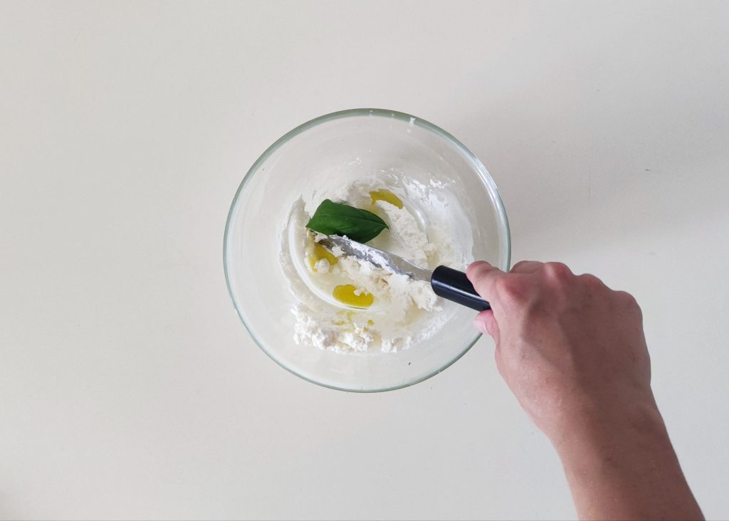 Crostoni_con_robiola_e_zucchine_3