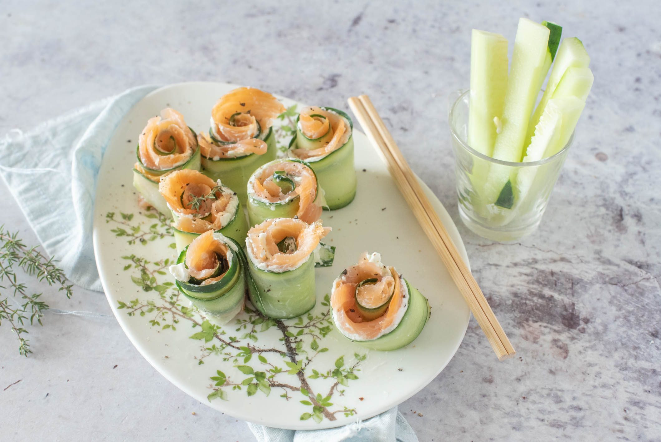 Involtini-di-salmone-e-cetrioli