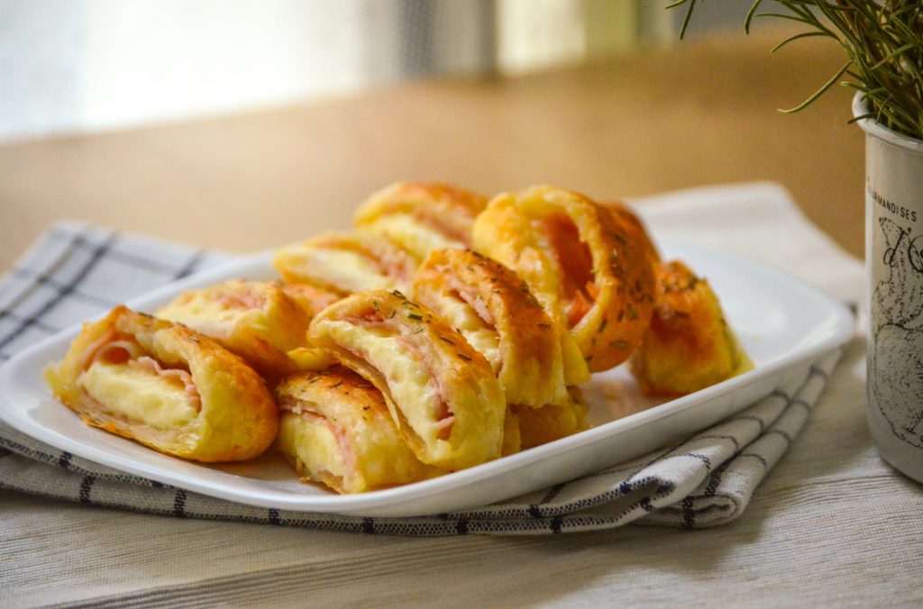 Rustici_di_pasta_sfoglia_e_prosciutto_00002