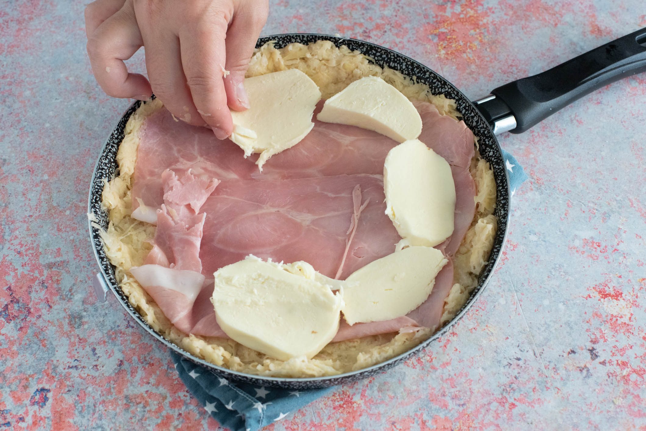 torta di patate in padella