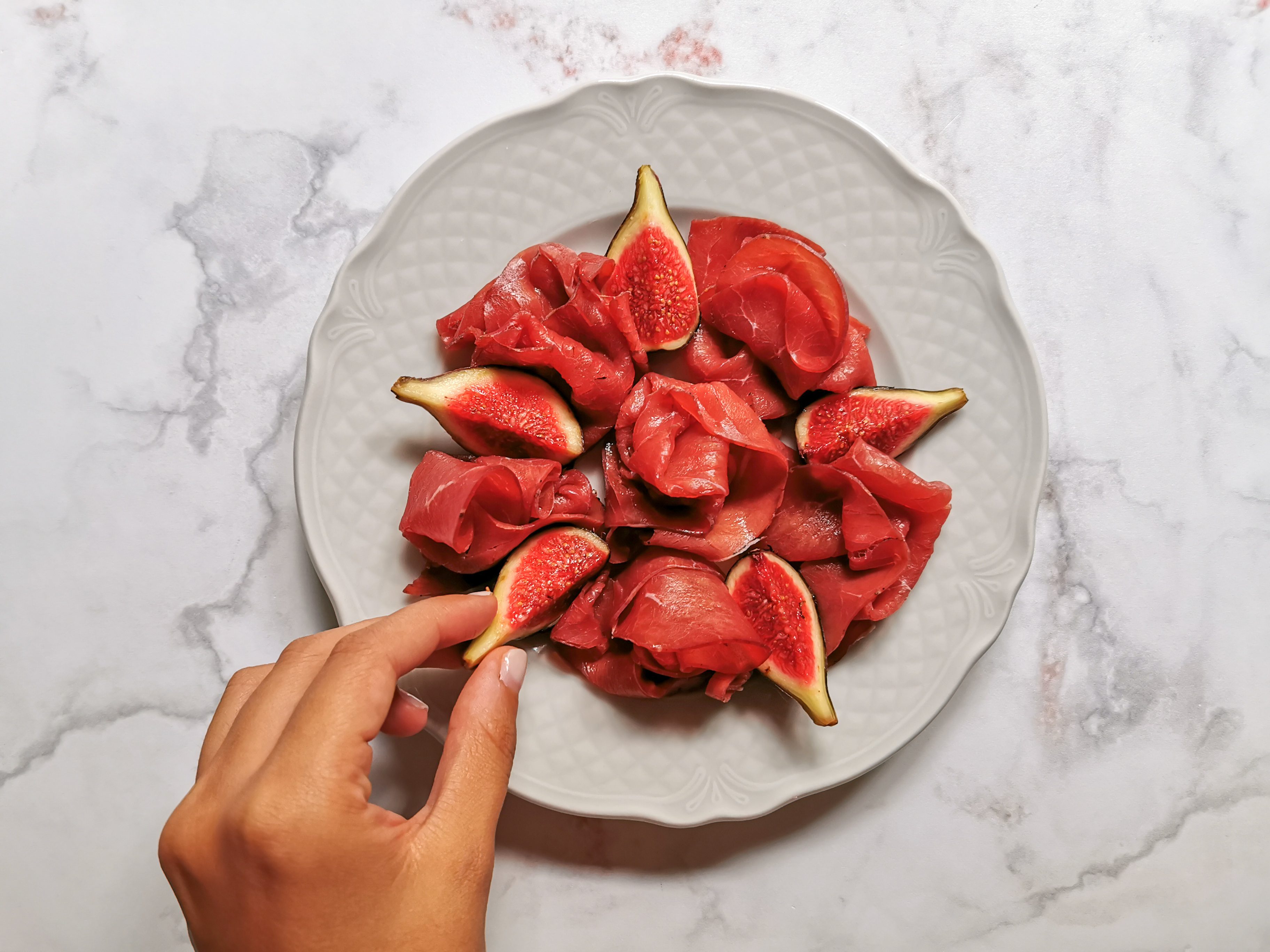 Carpaccio di bresaola e fichi