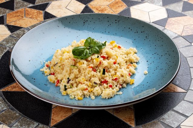 piatto di cous cous alle verdure