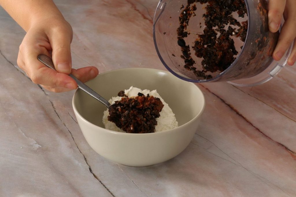 aggiungere alla ricotta
