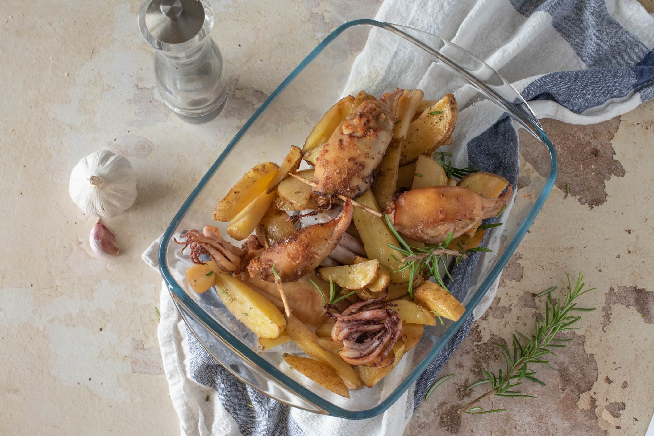 calamari al forno con patate