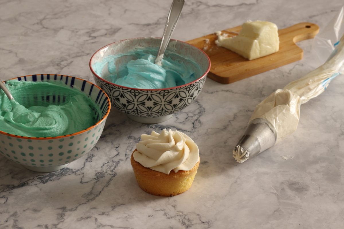 decorare con la crema al burro