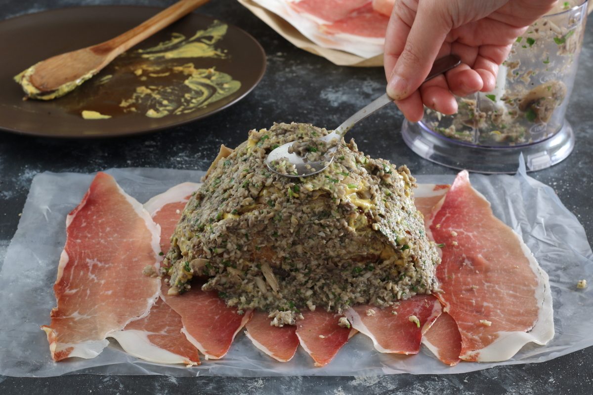 rivestire il filetto con funghi