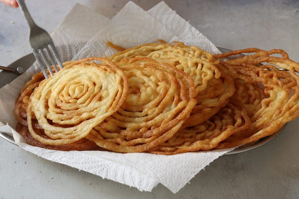 scolare le frittelle