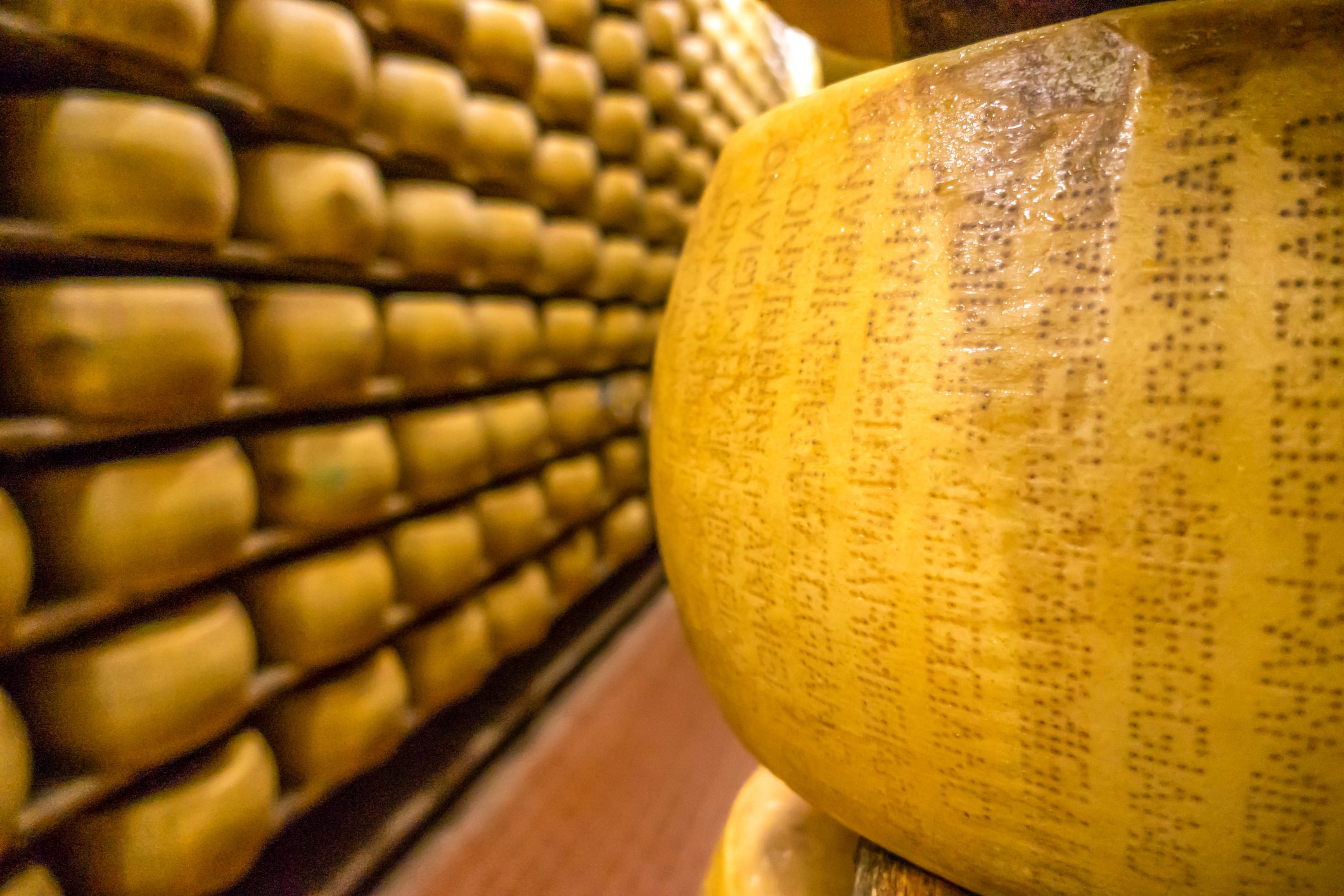 parmigiano-reggiano-storia-e-origini