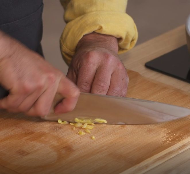 Lo spaghetto a limone e provola di chef Ruben Bondì